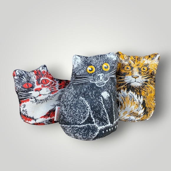 Chasely Other - Chasley Catsup Juggling Cat Bean Bags Set of 3 1986 Cat Collectibles Desk Decor